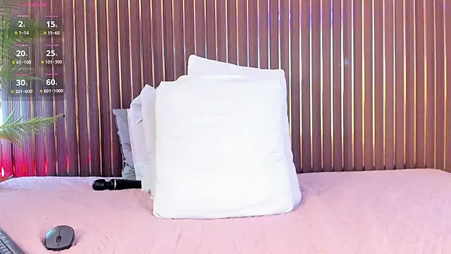 Živý XXX chat mia_pineda