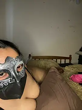 LioraWance Chat XXX live