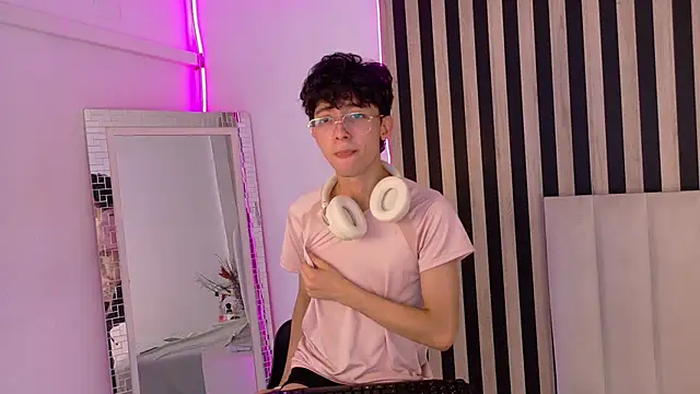 Twink_Sebas7 Obrolan Langsung XXX