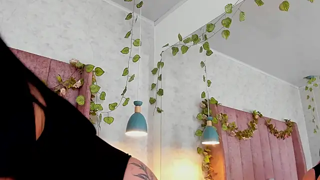AnyaJay live XXX chat