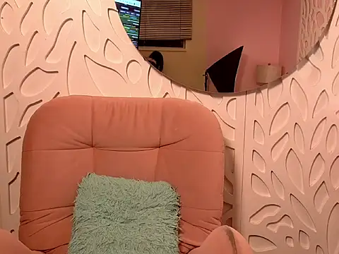 LilyBrookskのライブXXXチャット