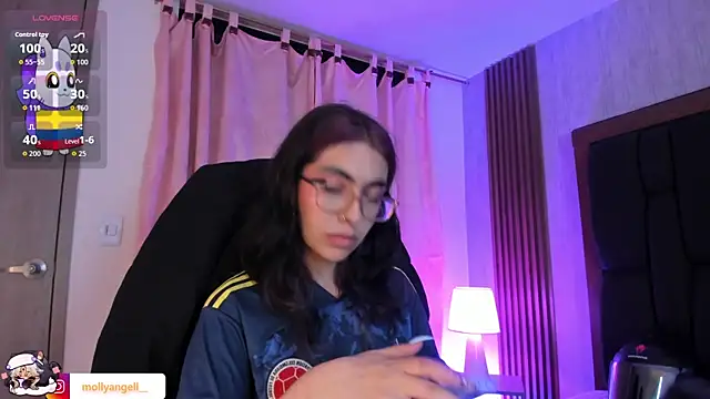 Molly_A 라이브 XXX 채팅