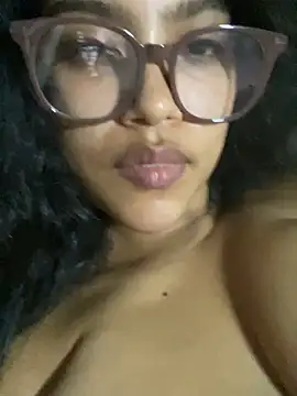 Kittybrown18のライブXXXチャット