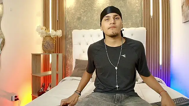 Chat XXX Live Andy_Deep