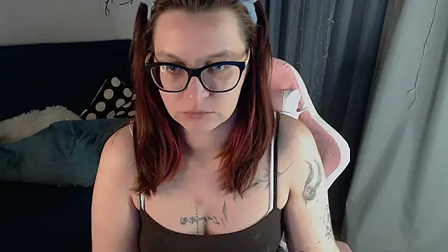 Milaniya_Poolys' Live XXX Chat