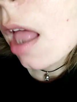צ'אט XXX בשידור חי של Aashikalaa