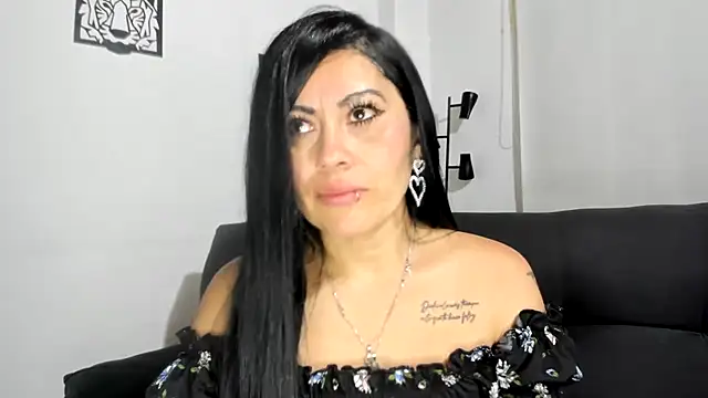 Tania_mature Live XXX Chat