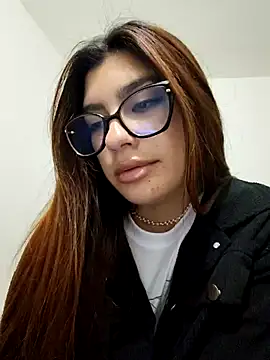 Chatroom XXX en direct de cutetemari