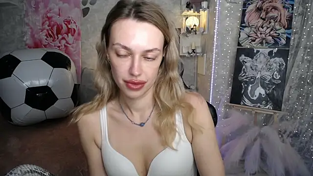 Chat +18 de NickyAdamidi ao vivo