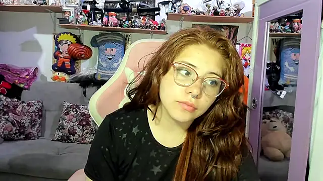 XXX chat uživo modela soficammy