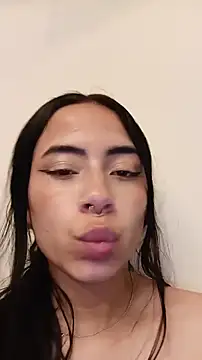 Ivyy_sweet_'s Live XXX Chat