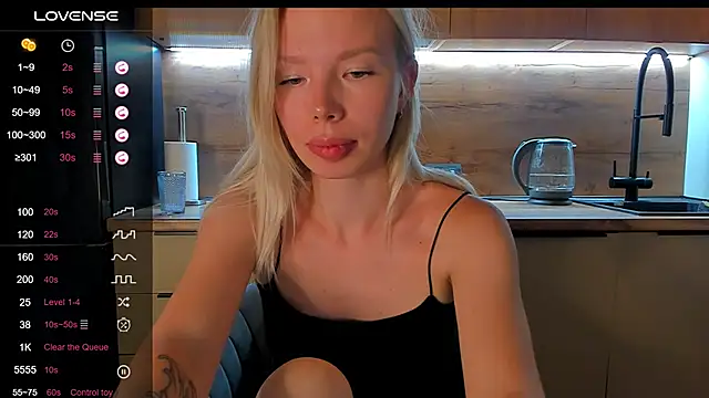 Olivia_Bells 现场XXX聊天