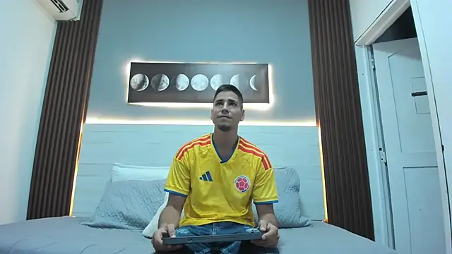 Chat +18 de Mauro_boy ao vivo