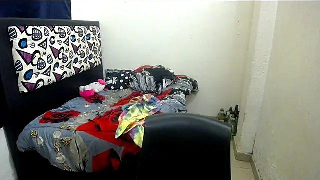 Chat XXX en directo de shopyymessyy