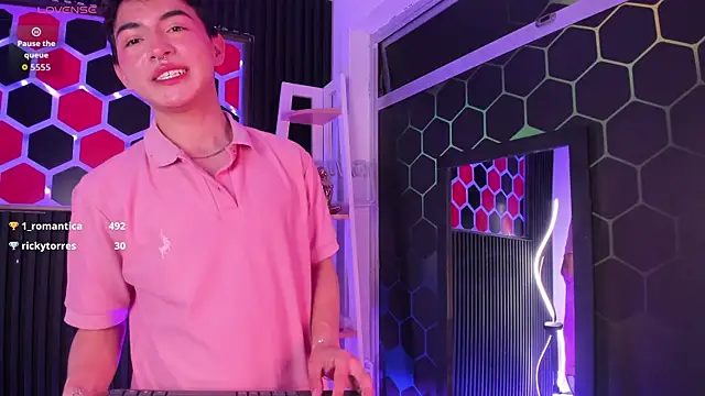 Chat +18 de Cristopher_Wild ao vivo
