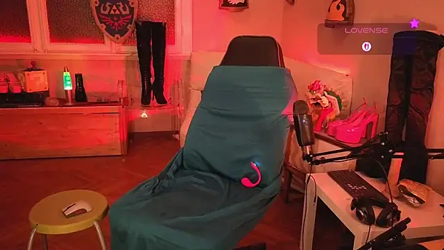 Zesty_Peach live XXX chat