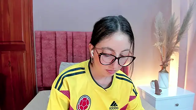 Emilywatsonn 现场XXX聊天