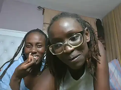nudevelvet1 Live XXX Chat