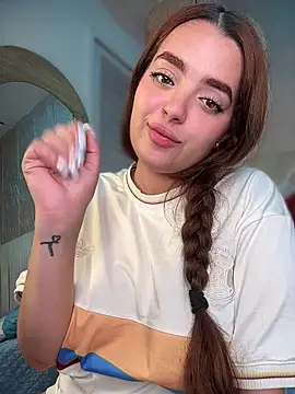 Chat XXX ao vivo de hannahst_