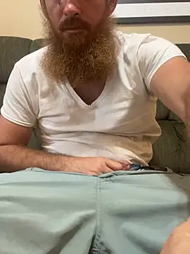 32XRedBeard XXX чат на живо
