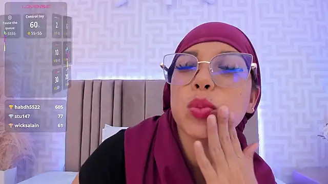 دردشة naishaa_ الجنسية المباشرة