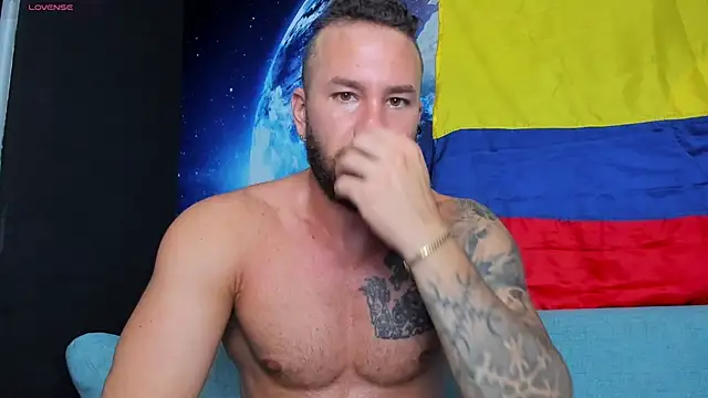 Chat XXX Live delessandro_world
