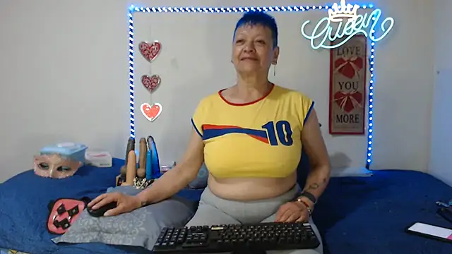 loquitaqueen011 Obrolan Langsung XXX