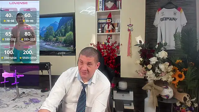 XXX chat uživo modela SpartacusDaddy48