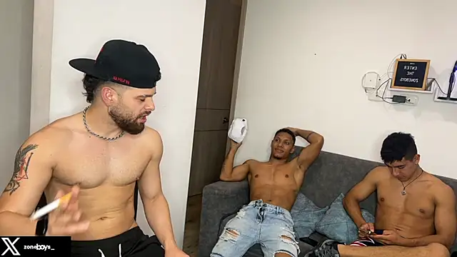 zoneboys live XXX chat