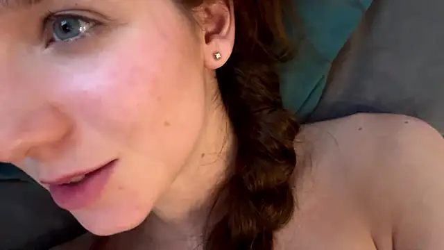 Kissme_Kira Live XXX Chat
