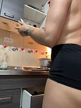 XXX chat uživo modela MarilynSmith01