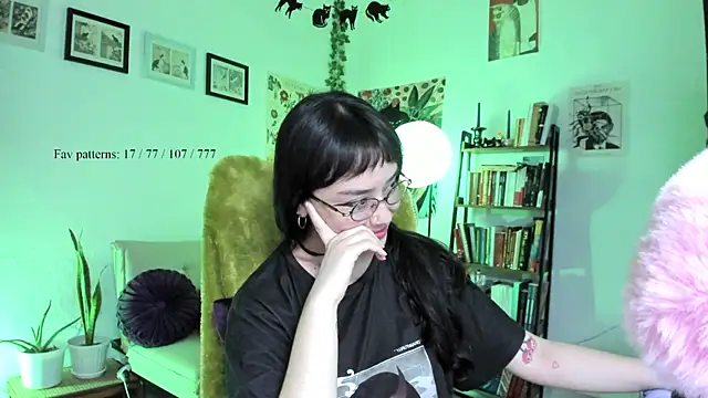 _Insomnia__ live XXX chat