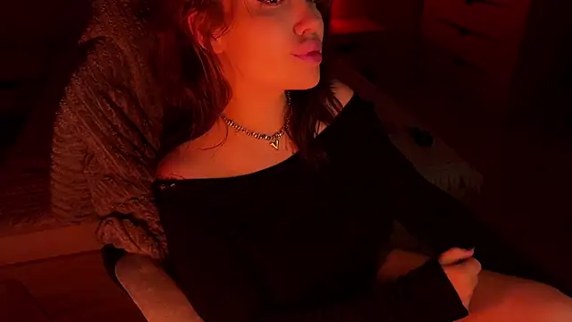Crucio 라이브 XXX 채팅