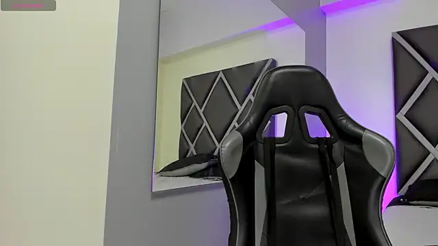 XXX chat uživo modela Dante-23