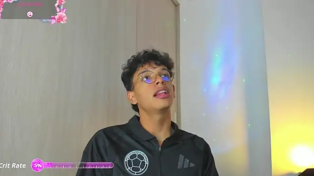 Maxfrost1's Live XXX Chat