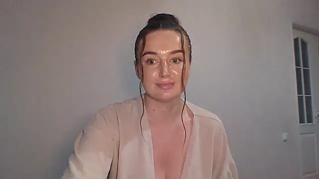 LilianaSwetx Adlı Modelin Canlı XXX Sohbeti