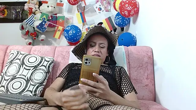 Caticatrina's Live XXX Chat