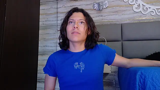 XXX chat uživo modela oliver__brown