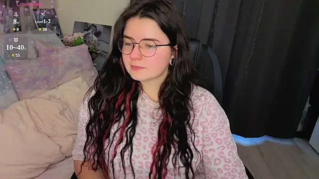 Kitty-Katty Chat XXX in diretta