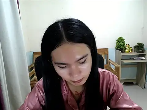 devine_goddess élő XXX-chatje