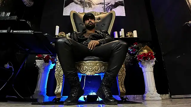 Онлайн чат XXX BeardAndrew