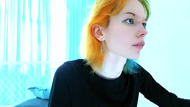 Kiara_Age live XXX chat