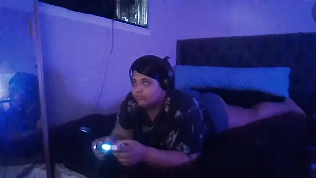 XXX chat uživo modela 1n0nlythroat