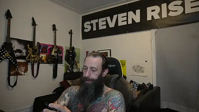 XXX chat uživo modela StevenRiseNYC