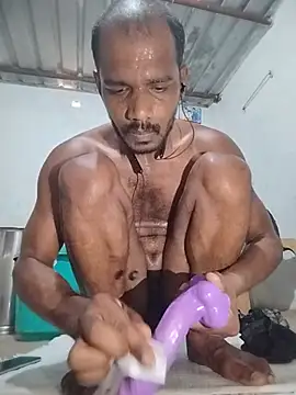 Daddyishere_19 Chat XXX live