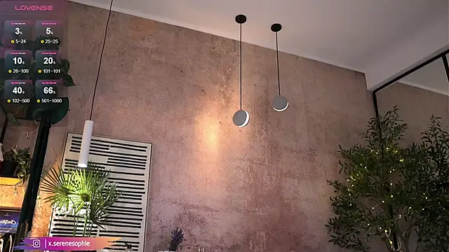 Serene_Sophiex live XXX chat