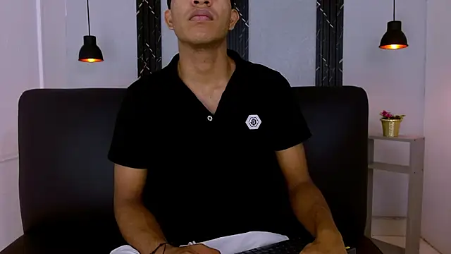 MaxWyatt_ – Naživo XXX chat