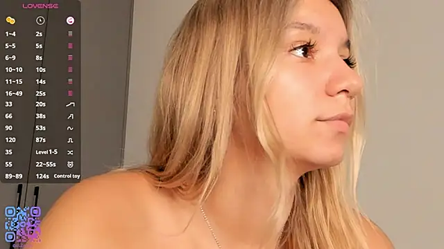 BrynnHolverson's Live XXX Chat