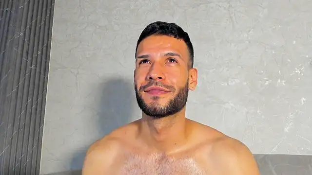 Chat XXX en directo de Jacob_Benelli