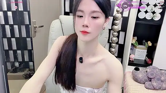Yueyue-MM's Live XXX Chat